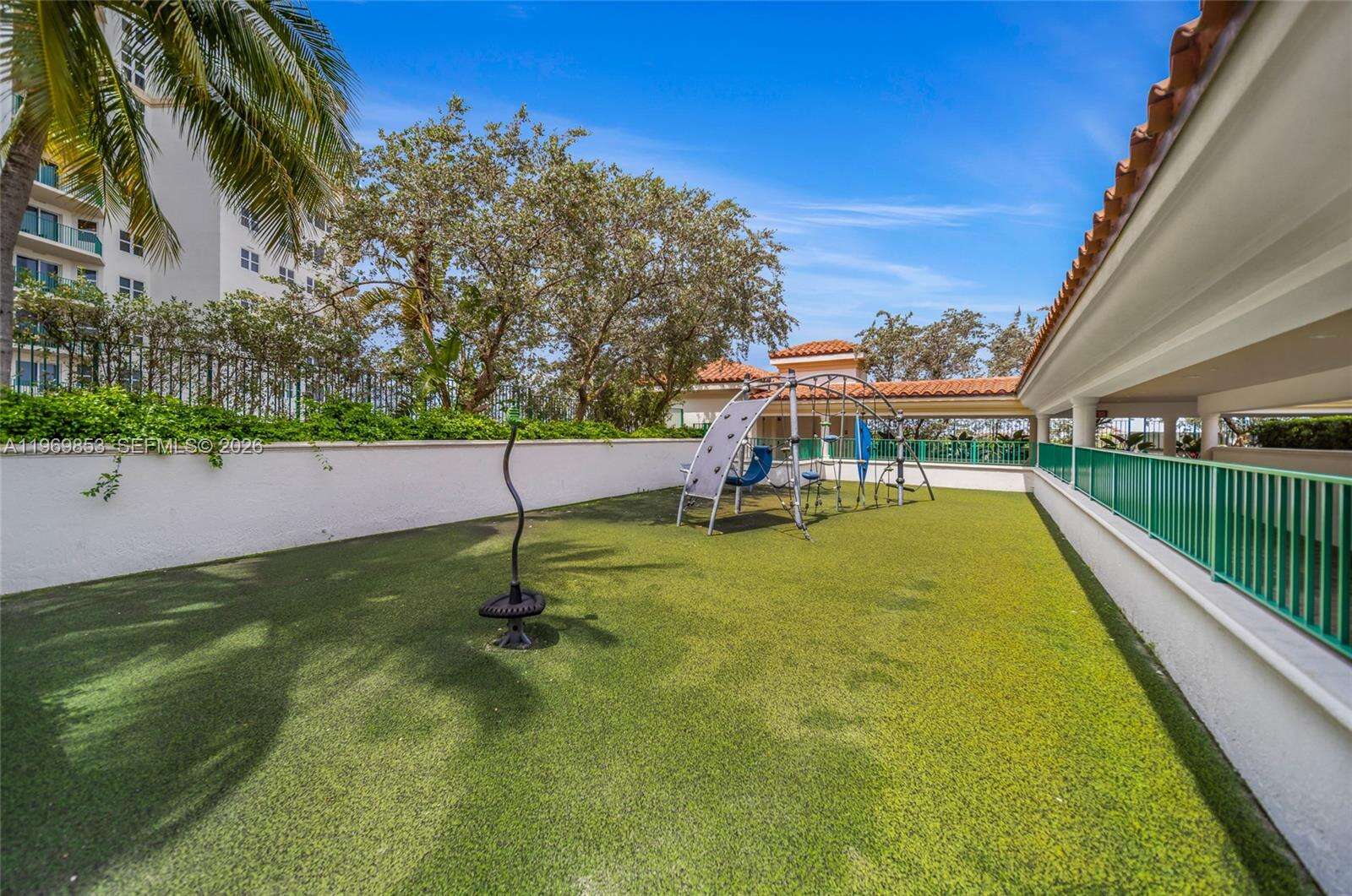 Turnberry Village North at 20000 Country Club Dr, Aventura, FL 33180 - For Sale photo 45