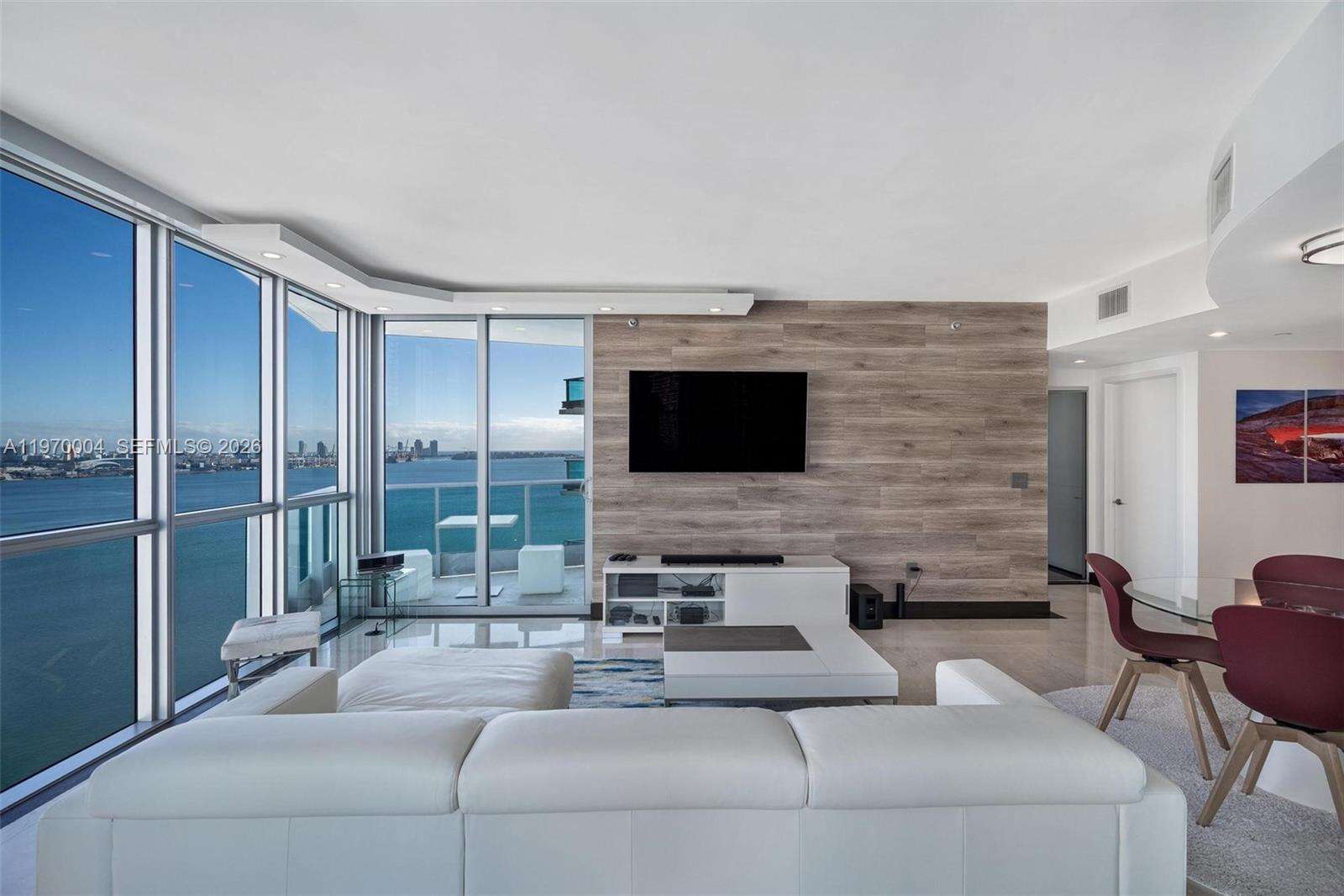JADE RESIDENCES AT BRICKELL BAY - 1331 Brickell Bay Dr, Miami, FL 33131 | Picture 1