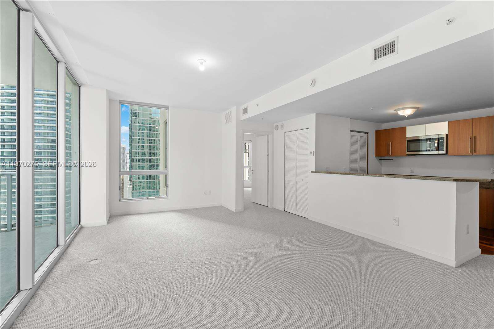 Met 1 at 300 Biscayne Blvd, Miami, FL 33131 - For Sale photo 4