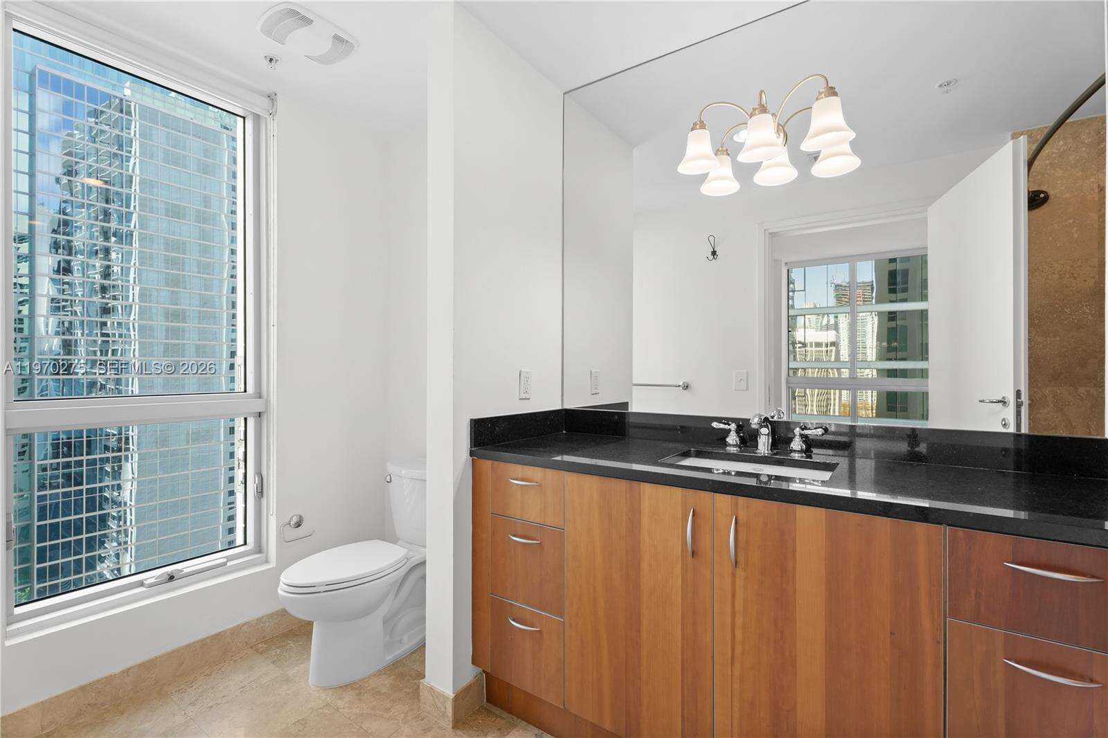 Met 1 at 300 Biscayne Blvd, Miami, FL 33131 - For Sale photo 8