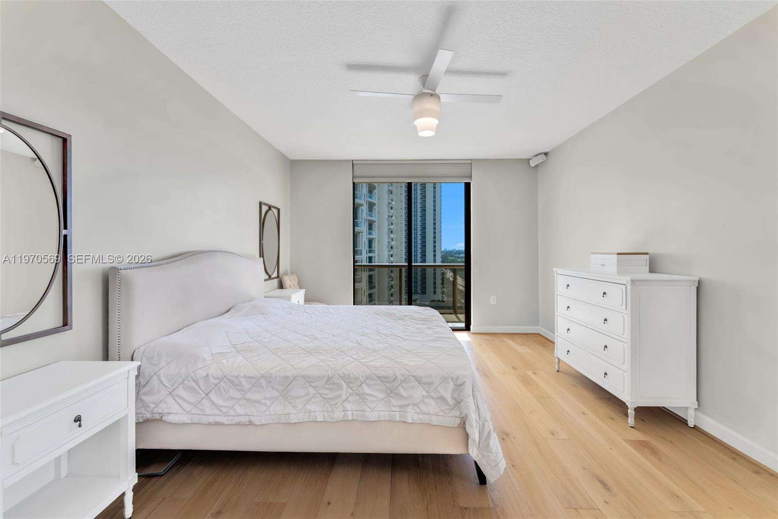 SAYAN - 16275 Collins Ave, Sunny Isles Beach, FL 33160 | Picture 14