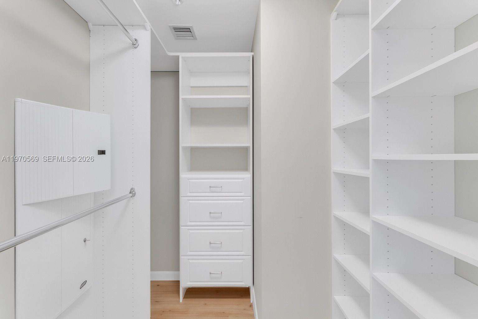 SAYAN - 16275 Collins Ave, Sunny Isles Beach, FL 33160 | Picture 15
