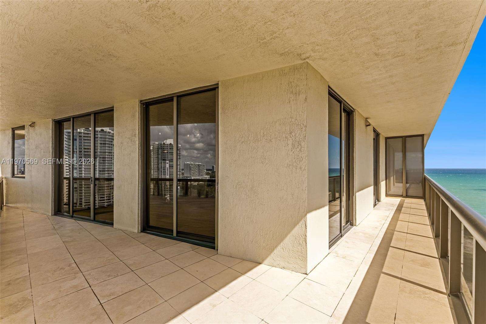 SAYAN - 16275 Collins Ave, Sunny Isles Beach, FL 33160 | Picture 22