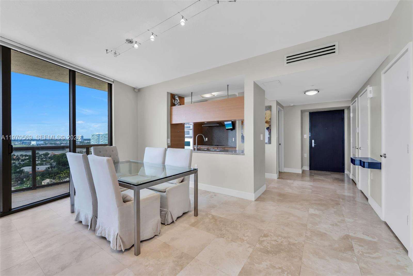 SAYAN - 16275 Collins Ave, Sunny Isles Beach, FL 33160 | Picture 7