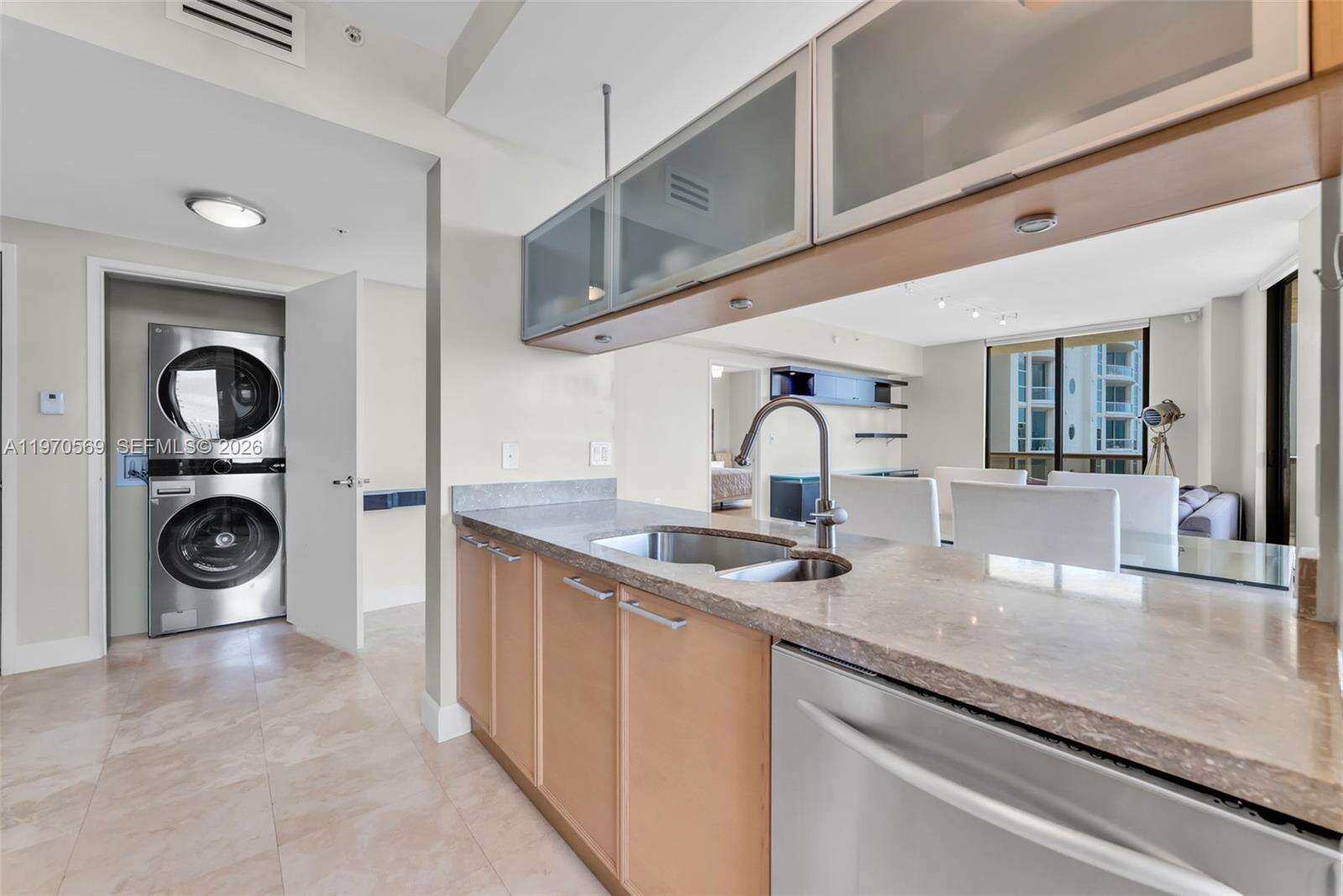 SAYAN - 16275 Collins Ave, Sunny Isles Beach, FL 33160 | Picture 9