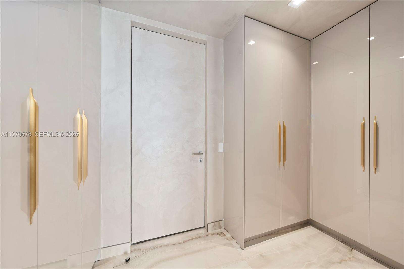 18975 COLLINS - 18975 Collins Ave, Sunny Isles Beach, FL 33160 | Picture 16