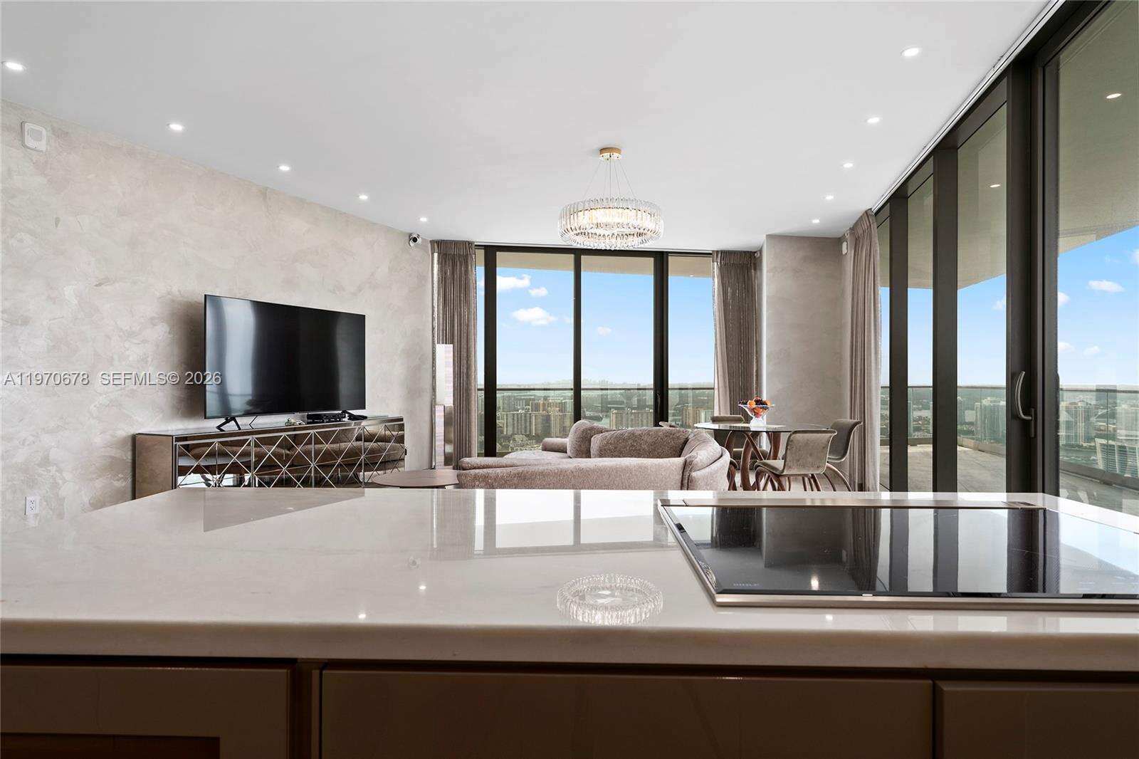 18975 COLLINS - 18975 Collins Ave, Sunny Isles Beach, FL 33160 | Picture 5