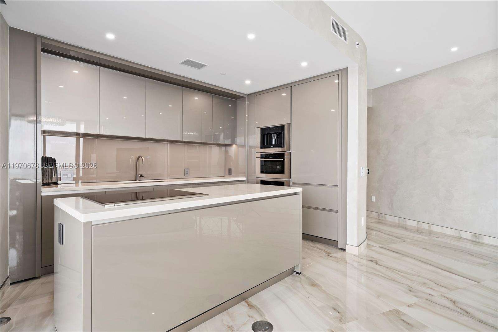 18975 COLLINS - 18975 Collins Ave, Sunny Isles Beach, FL 33160 | Picture 7