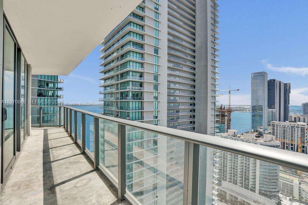 Paraiso Bayviews at 501 31 St, Miami, FL 33137 - For Sale photo 2