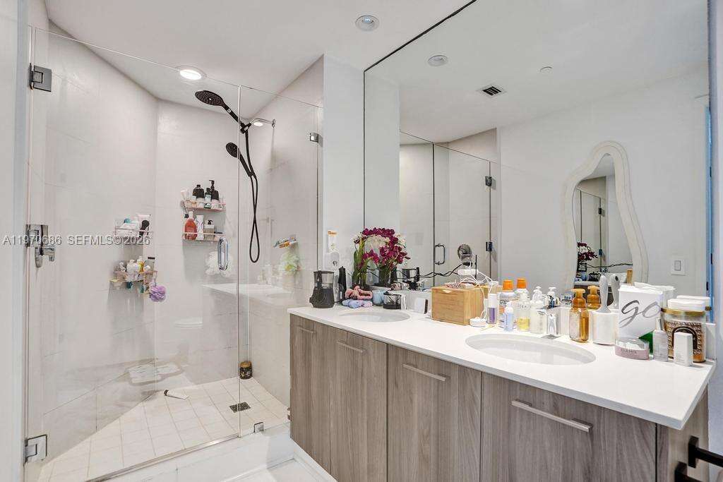 Paraiso Bayviews at 501 31 St, Miami, FL 33137 - For Sale photo 10