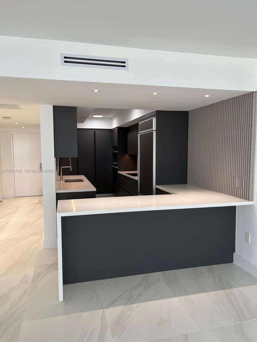 THE BEACH CLUB - 1850 Ocean Dr, Hallandale Beach, FL 33009 | Picture 11