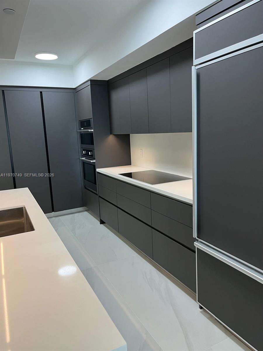 THE BEACH CLUB - 1850 Ocean Dr, Hallandale Beach, FL 33009 | Picture 3