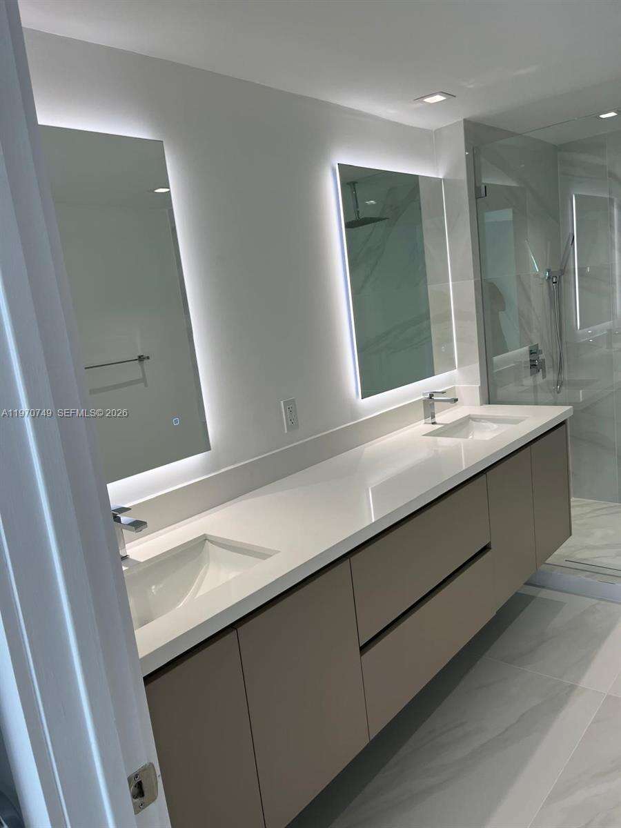 THE BEACH CLUB - 1850 Ocean Dr, Hallandale Beach, FL 33009 | Picture 25