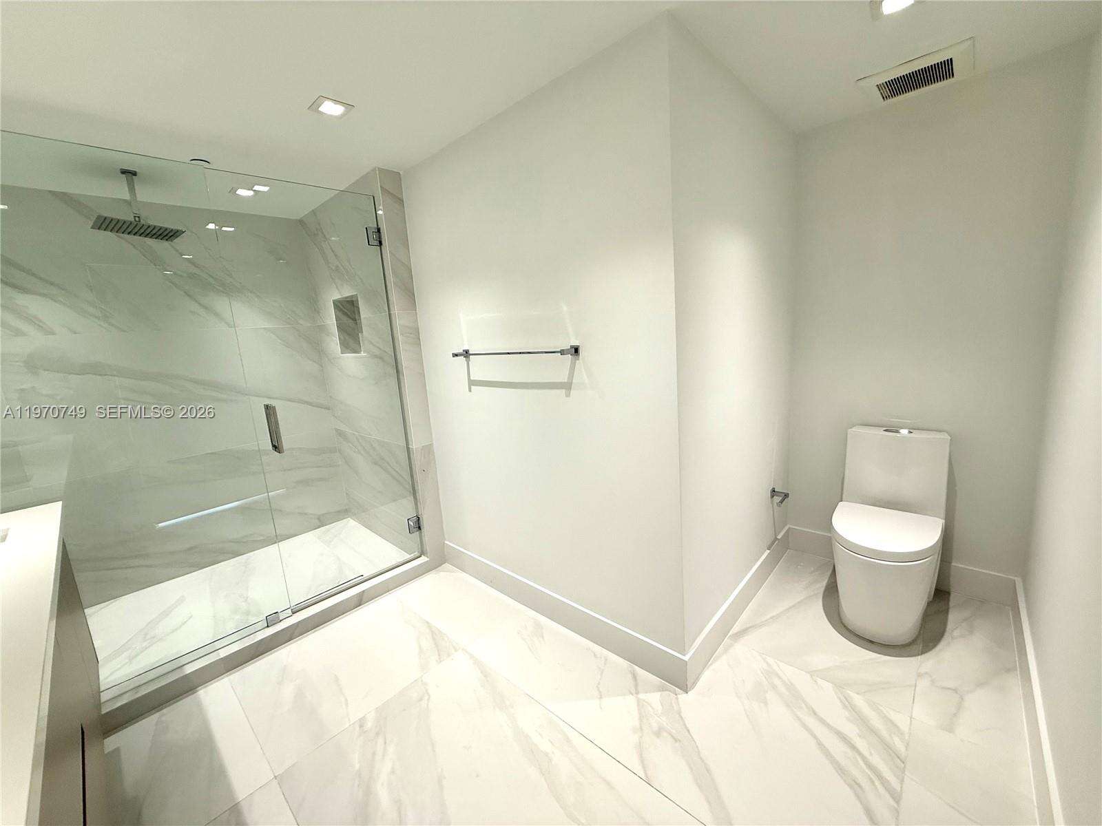 THE BEACH CLUB - 1850 Ocean Dr, Hallandale Beach, FL 33009 | Picture 26