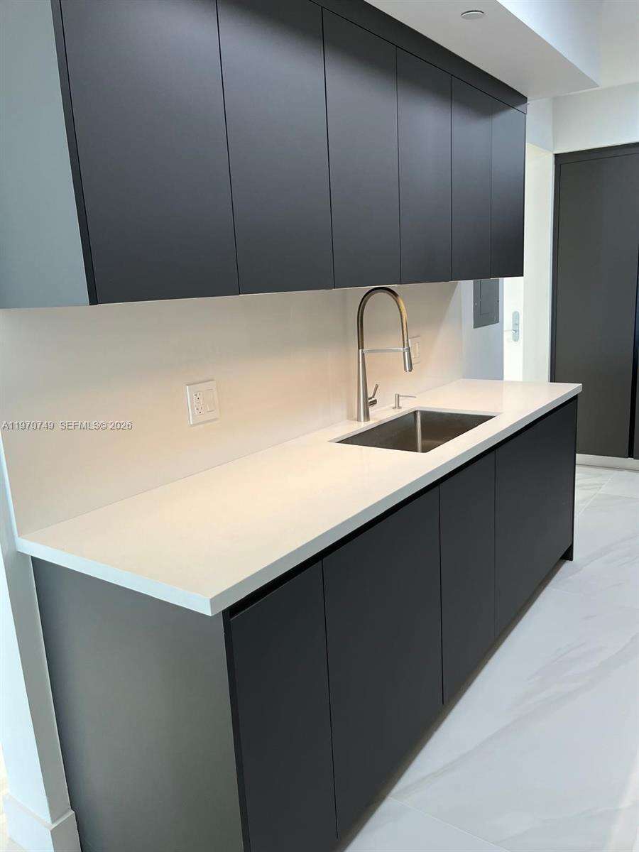 THE BEACH CLUB - 1850 Ocean Dr, Hallandale Beach, FL 33009 | Picture 4