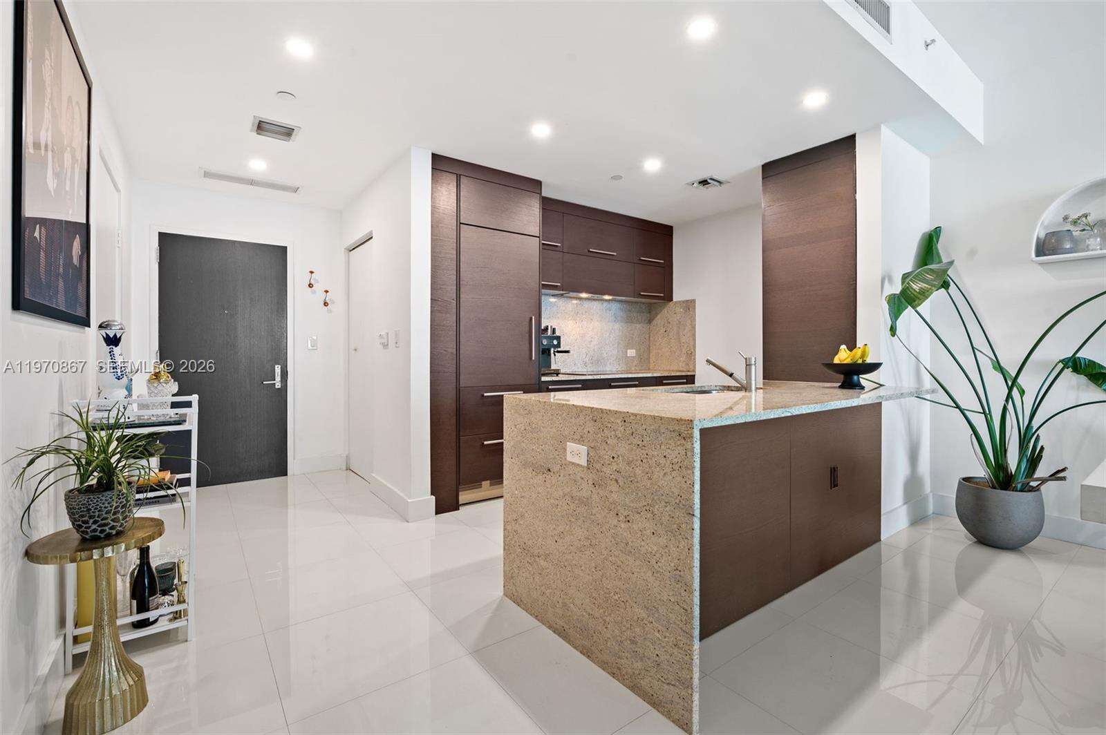 900 Biscayne at 900 Biscayne Blvd, Miami, FL 33132 - For Sale photo 7