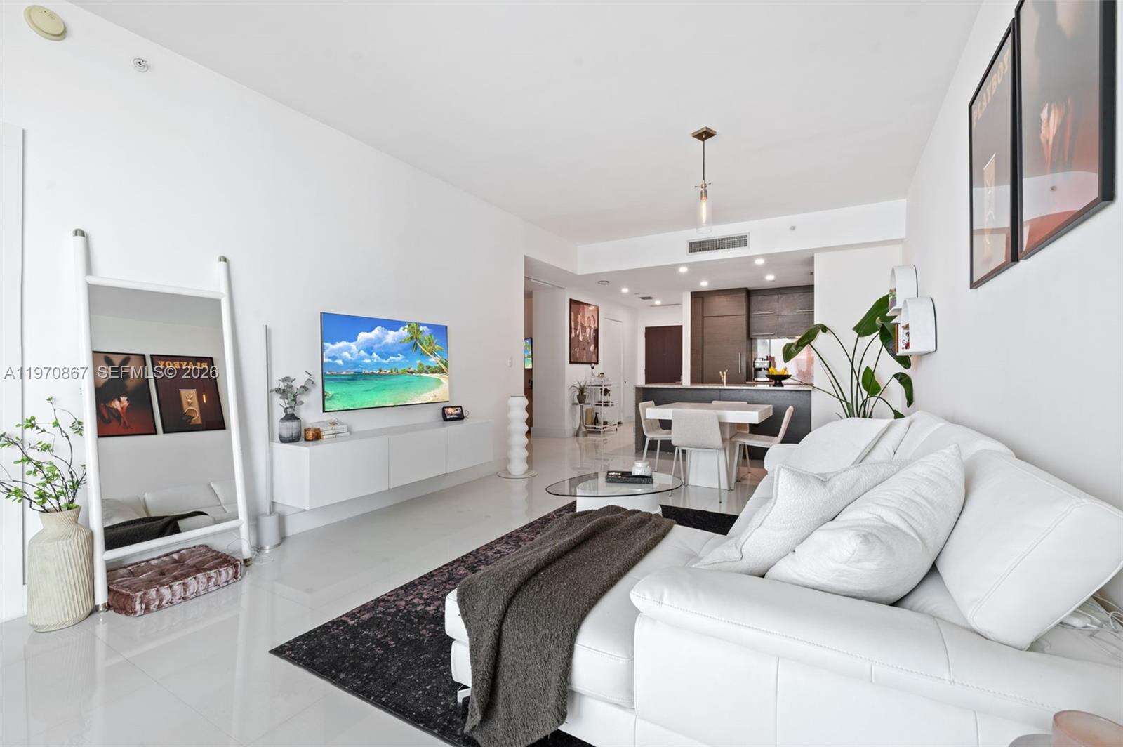 900 Biscayne at 900 Biscayne Blvd, Miami, FL 33132 - For Sale photo 9