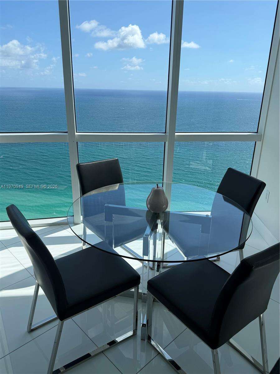 TRUMP ROYALE - 18201 Collins Ave, Sunny Isles Beach, FL 33160 | Picture 5