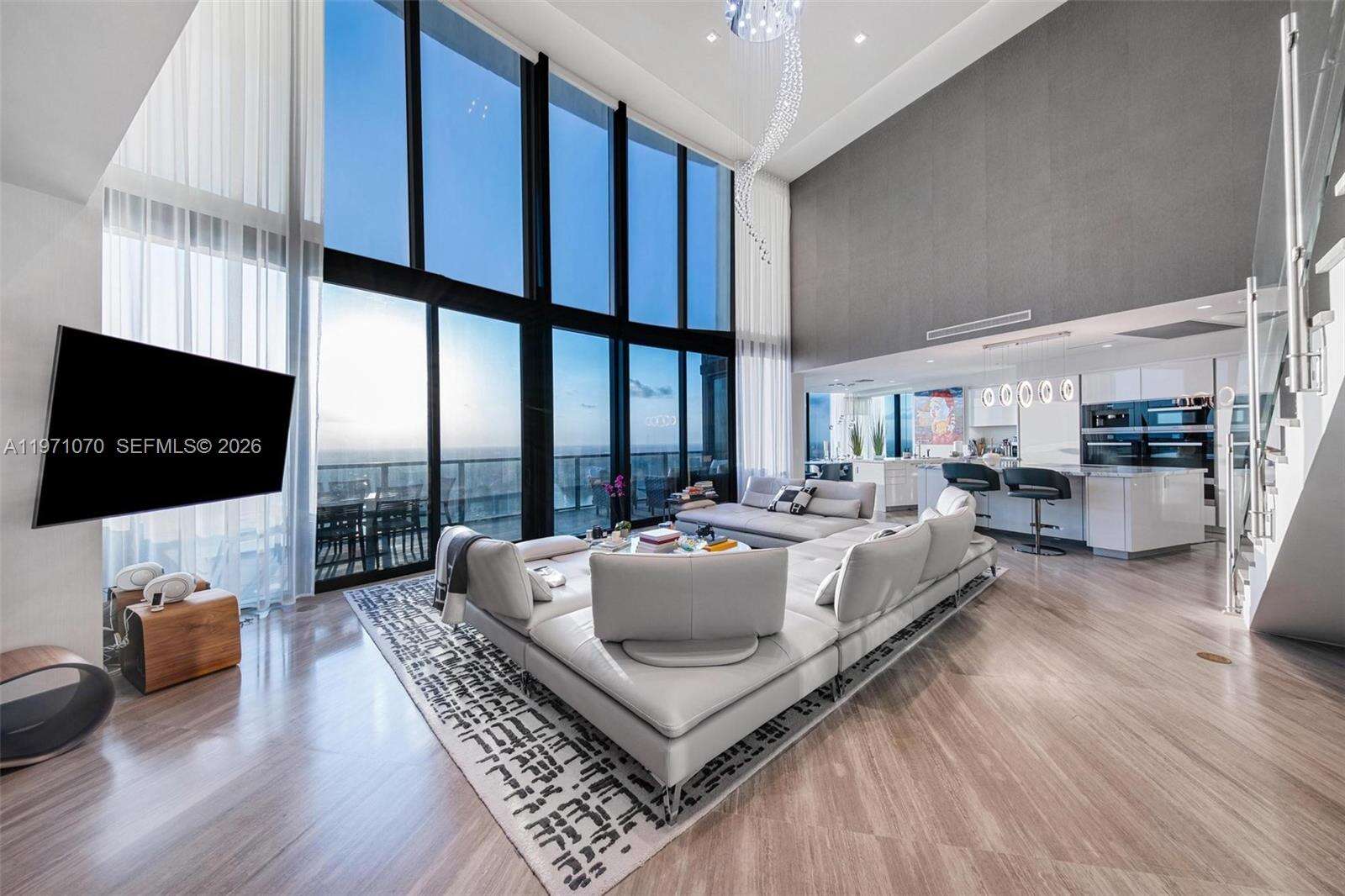 18555 COLLINS AVENUE - 18555 Collins Ave, Sunny Isles Beach, FL 33160 | Picture 7