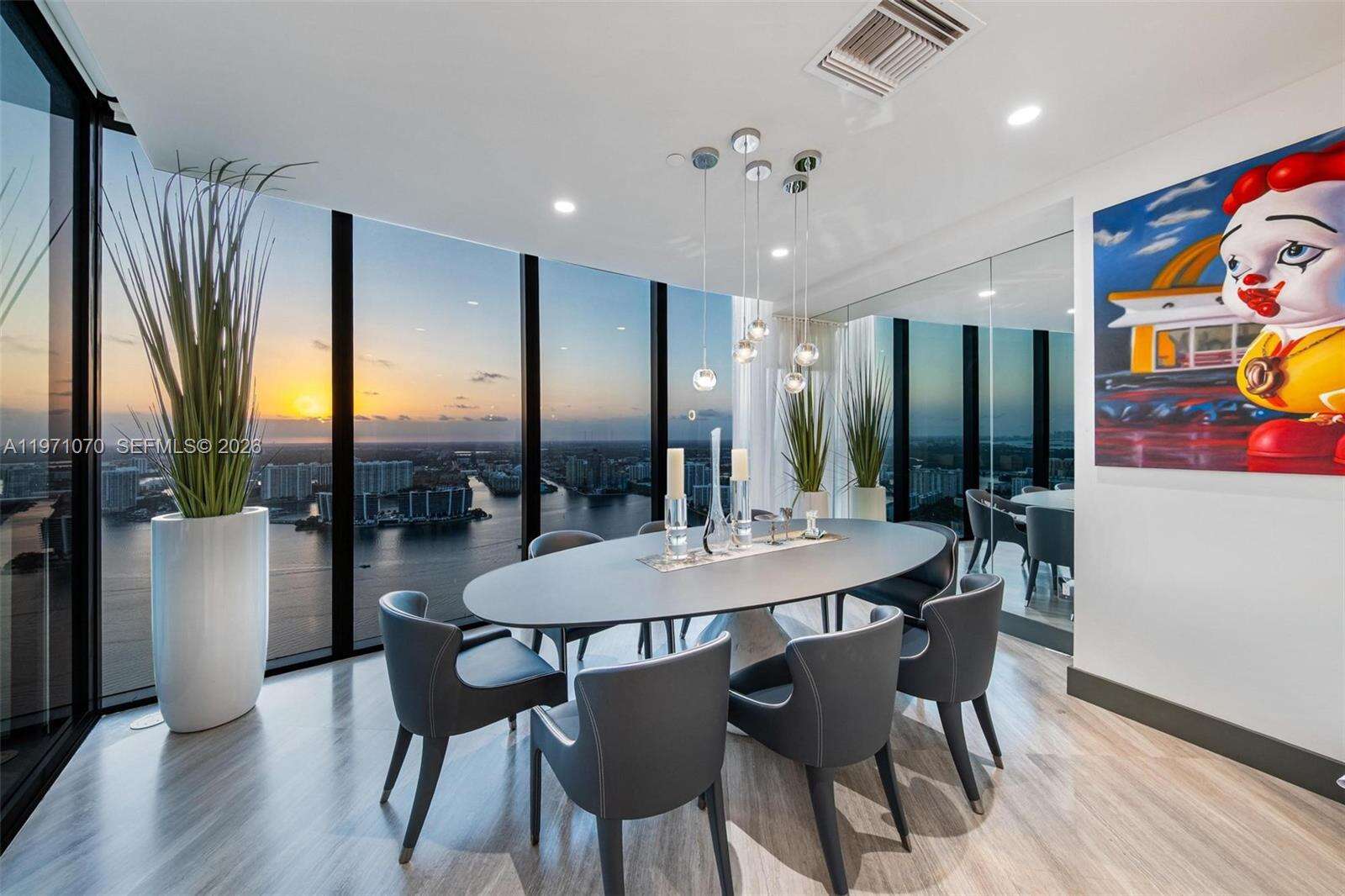 18555 COLLINS AVENUE - 18555 Collins Ave, Sunny Isles Beach, FL 33160 | Picture 10