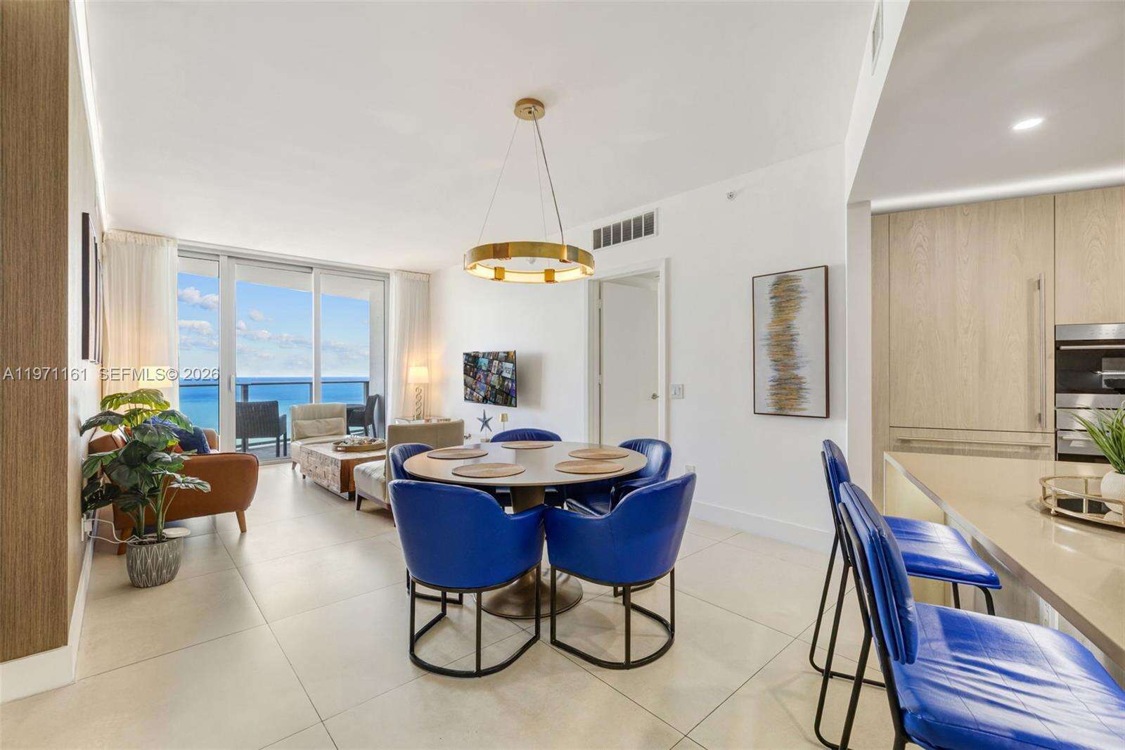 Hyde Resort at 4111 Ocean Dr, Hollywood, FL 33019 - For Sale photo 1