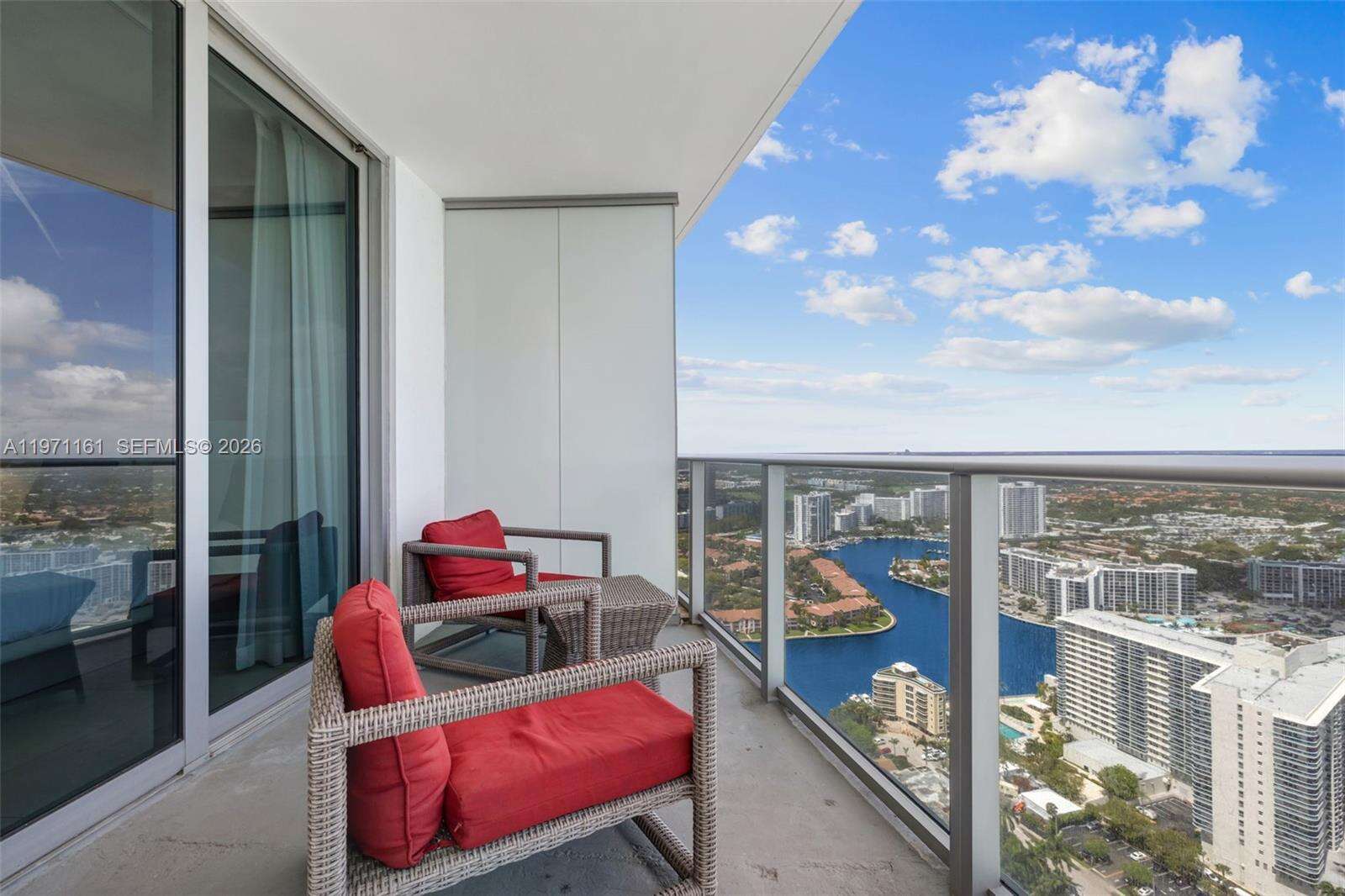 Hyde Resort at 4111 Ocean Dr, Hollywood, FL 33019 - For Sale photo 33