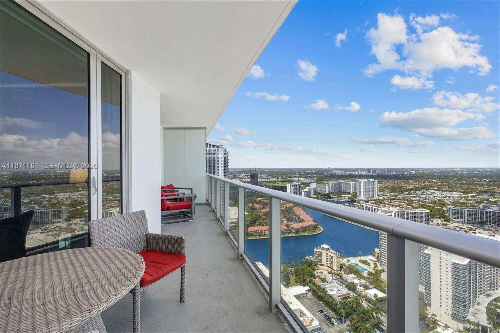 Hyde Resort at 4111 Ocean Dr, Hollywood, FL 33019 - For Sale photo 34