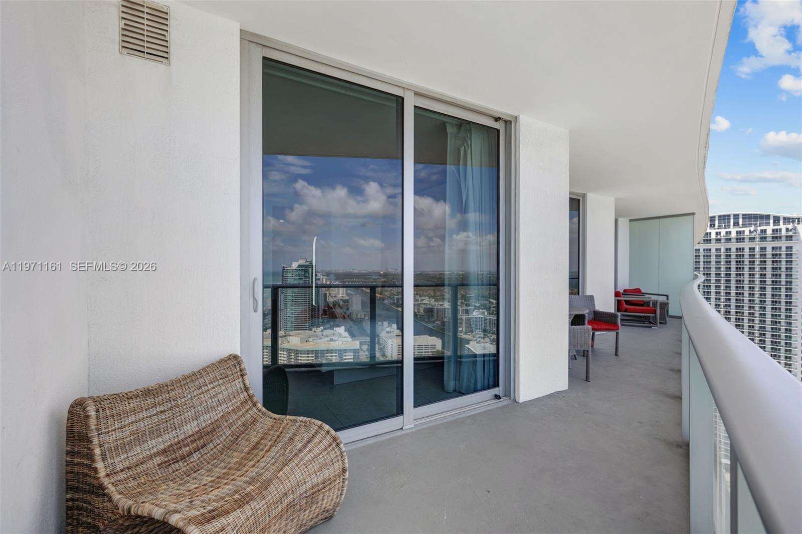 Hyde Resort at 4111 Ocean Dr, Hollywood, FL 33019 - For Sale photo 35