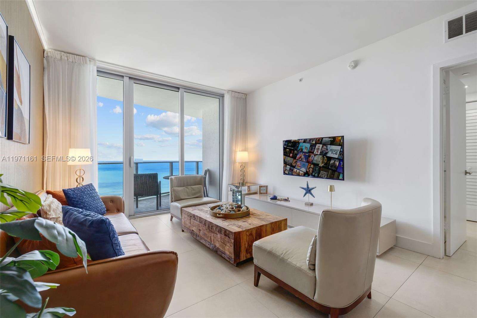 Hyde Resort at 4111 Ocean Dr, Hollywood, FL 33019 - For Sale photo 8