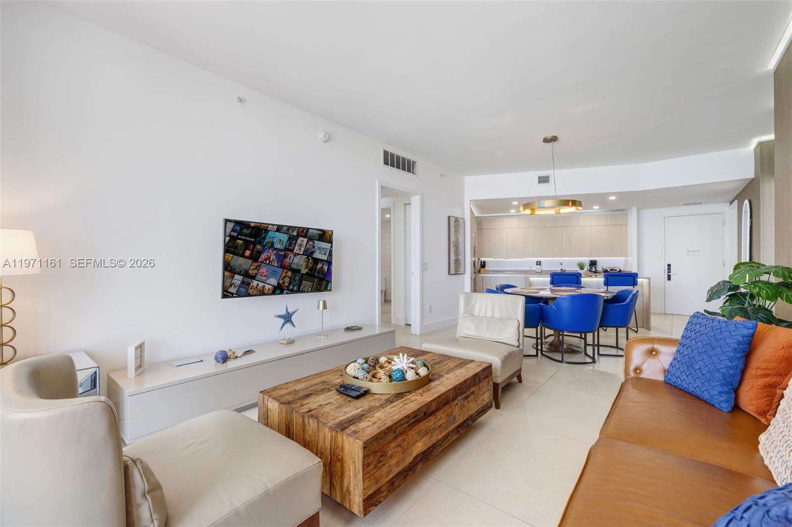 Hyde Resort at 4111 Ocean Dr, Hollywood, FL 33019 - For Sale photo 9