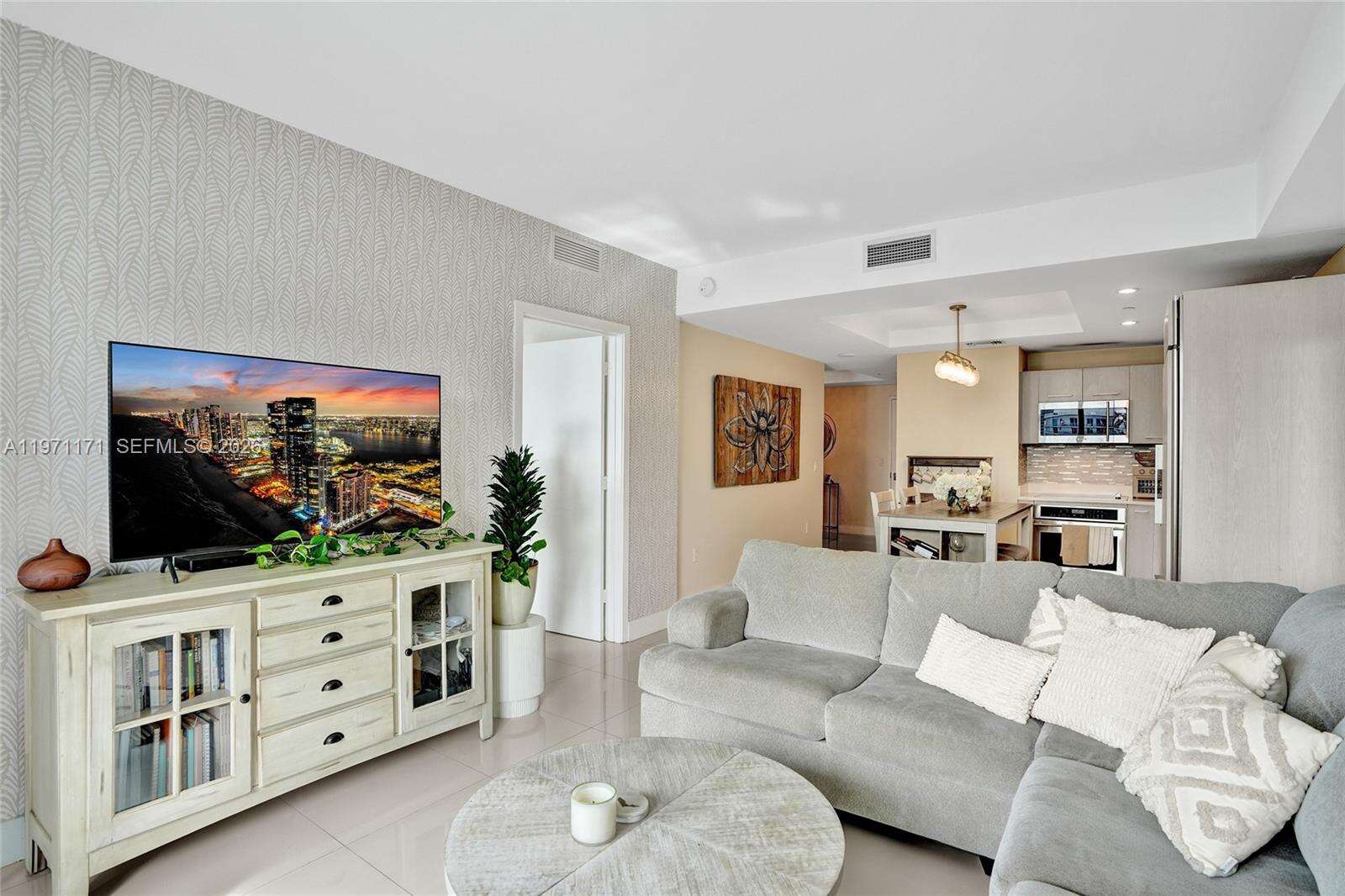 Brickell Heights East at 45 9 St, Miami, FL 33130 - For Sale photo 9