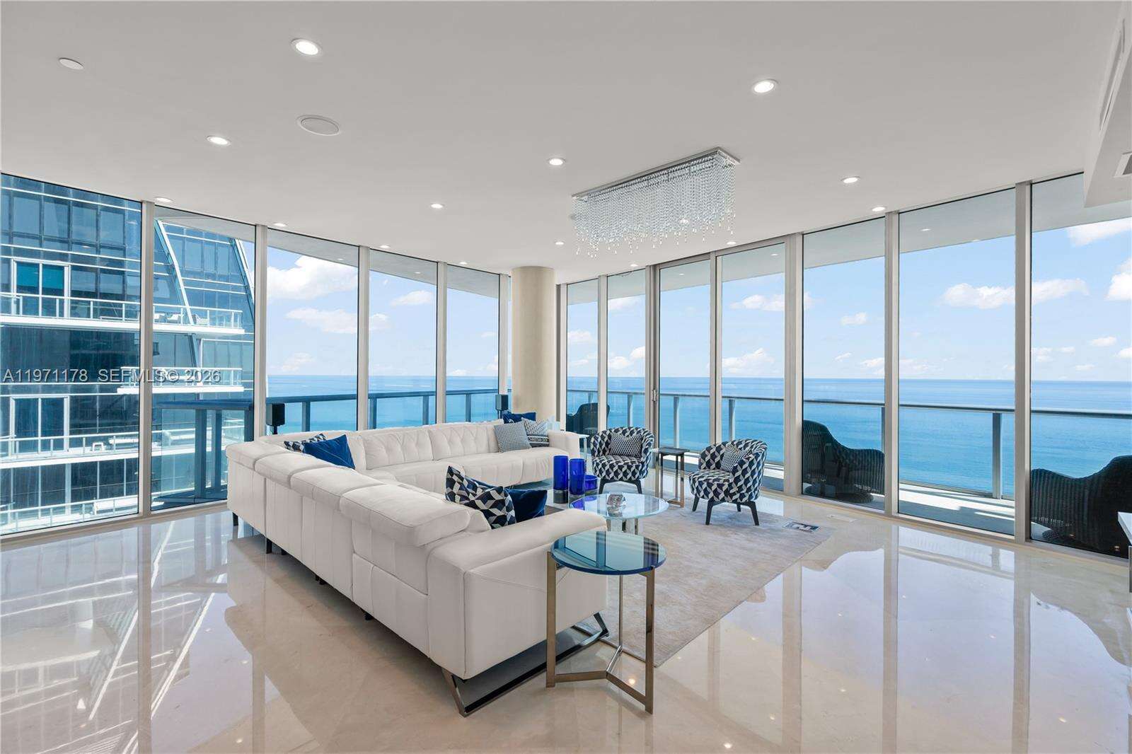 Jade Beach at 17001 Collins Ave, Sunny Isles Beach, FL 33160 - For Sale photo 4