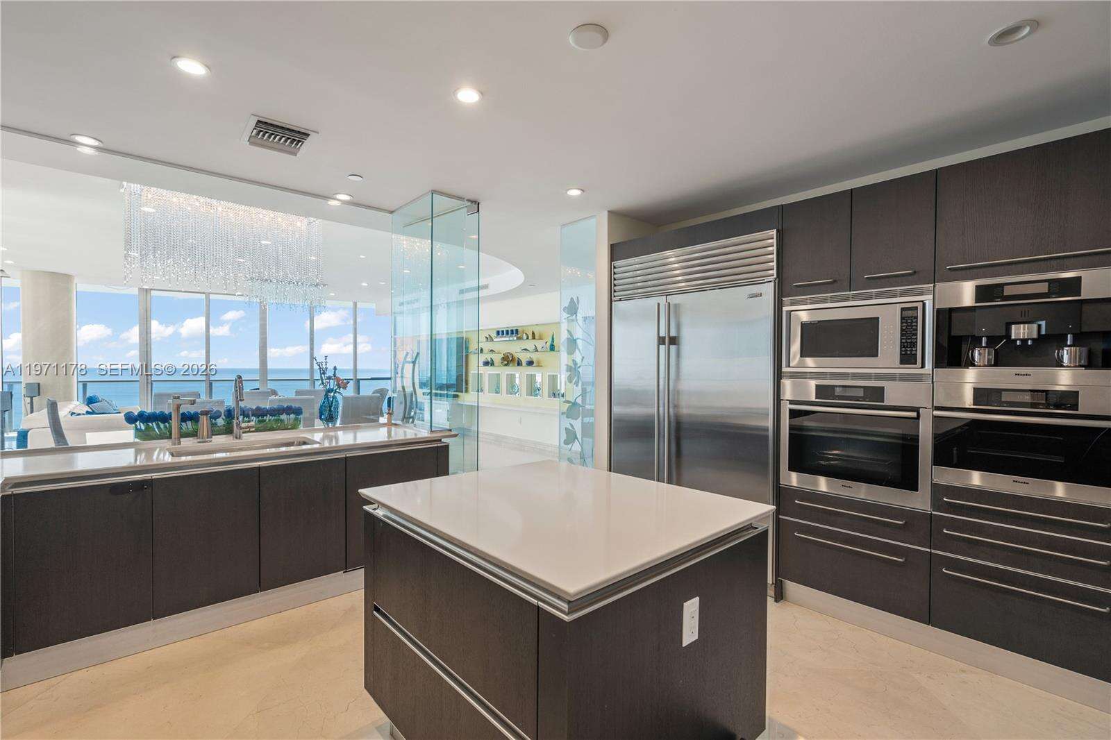 Jade Beach at 17001 Collins Ave, Sunny Isles Beach, FL 33160 - For Sale photo 9