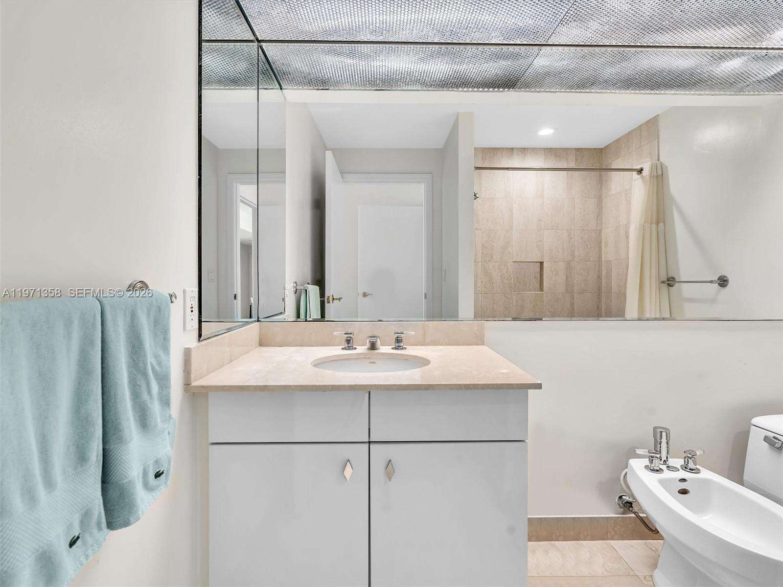 THE PALACE AT BAL HARBOUR - 10101 Collins Ave, Bal Harbour, FL 33154 | Picture 27