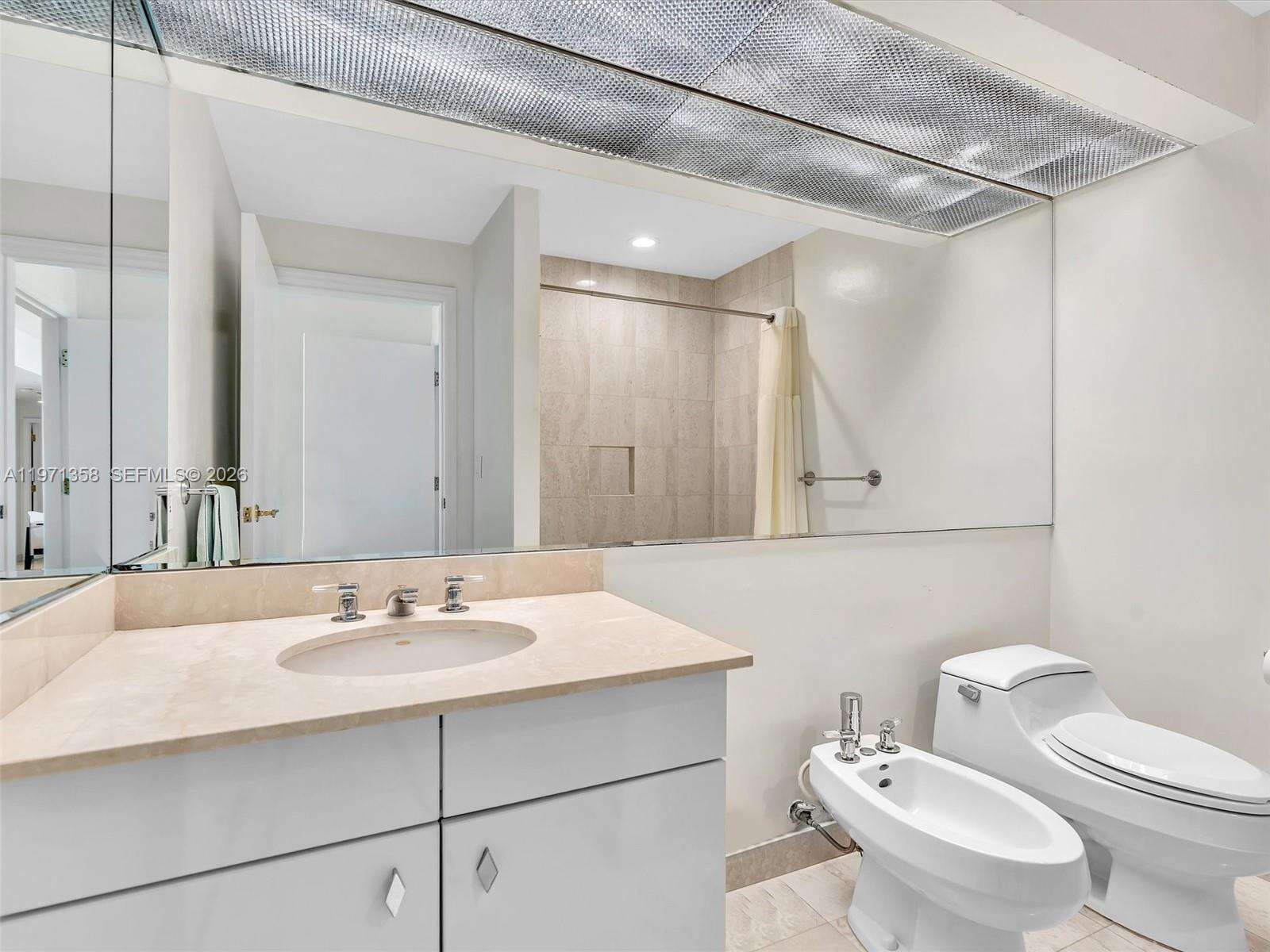 THE PALACE AT BAL HARBOUR - 10101 Collins Ave, Bal Harbour, FL 33154 | Picture 28