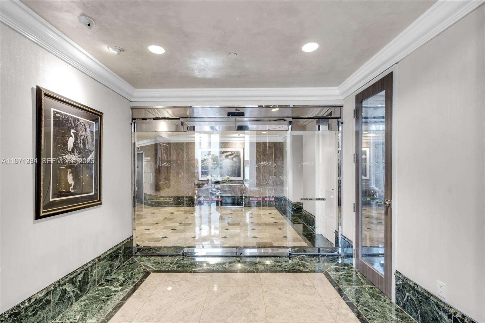 3000 ISL BLVD WILLIAMS ISL - 3000 Island Blvd, Aventura, FL 33160 | Picture 3