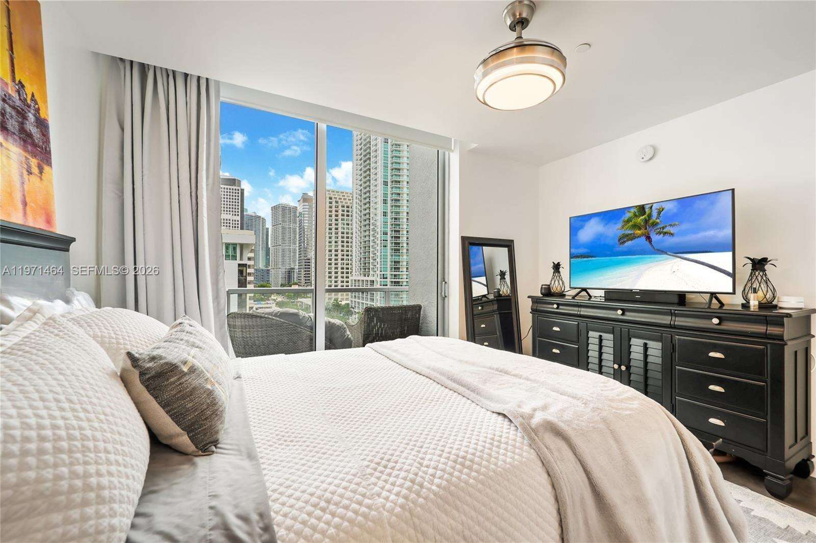 1060 Brickell at 1060 Brickell Ave, Miami, FL 33131 - For Sale photo 12