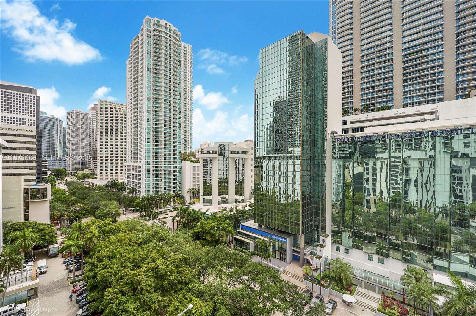 1060 Brickell at 1060 Brickell Ave, Miami, FL 33131 - For Sale photo 15