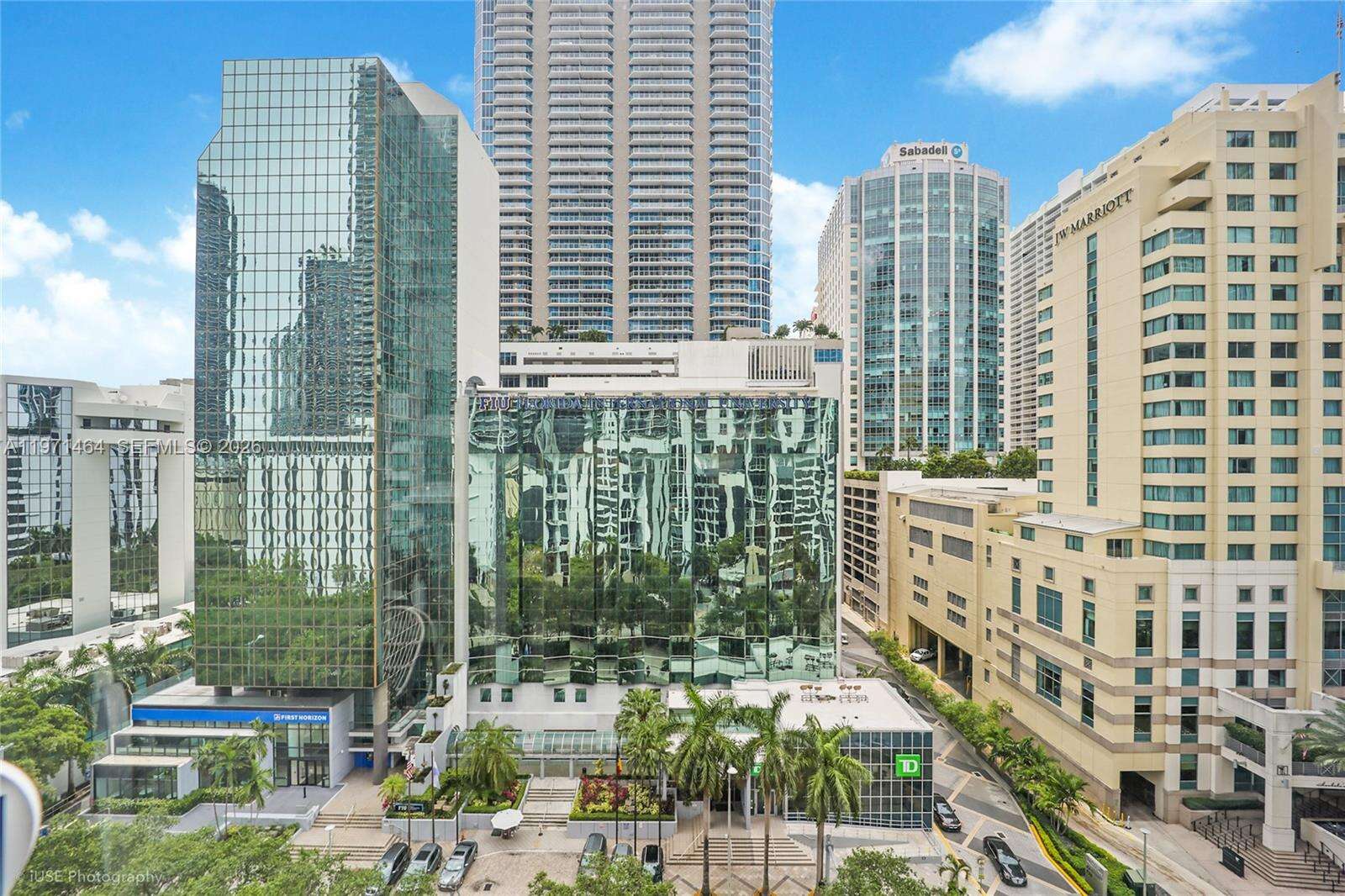 1060 Brickell at 1060 Brickell Ave, Miami, FL 33131 - For Sale photo 16