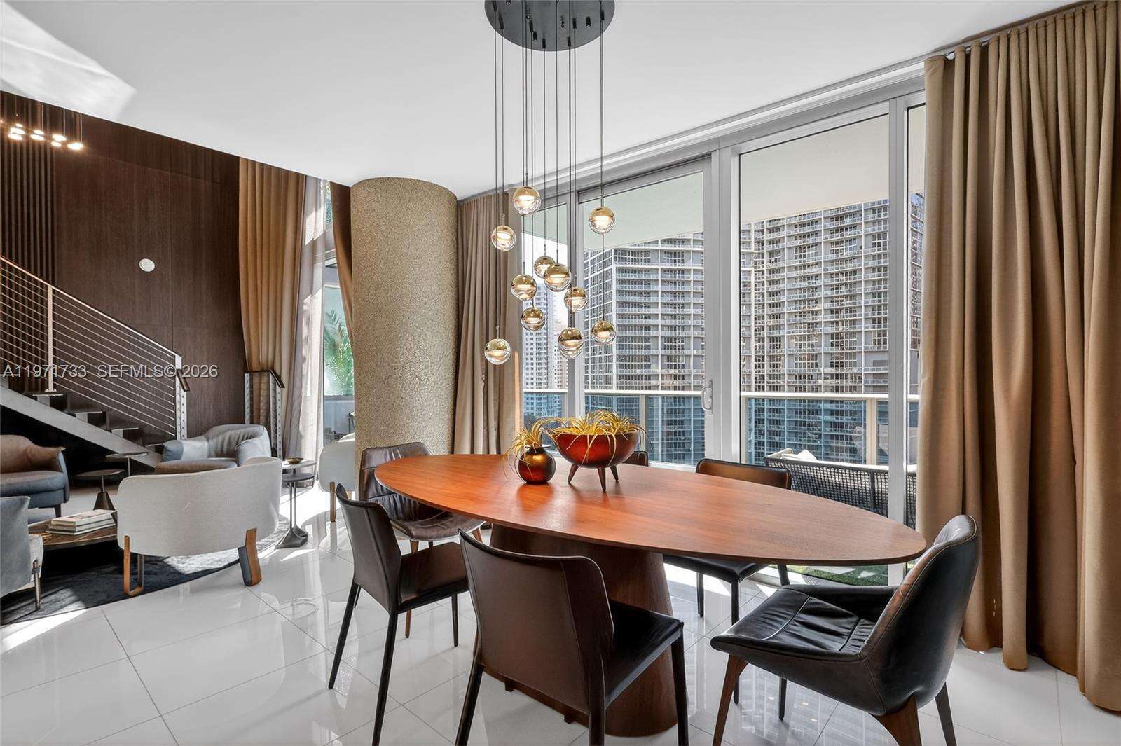 EPIC WEST - 200 Biscayne Blvd Way, Miami, FL 33131 | Picture 3