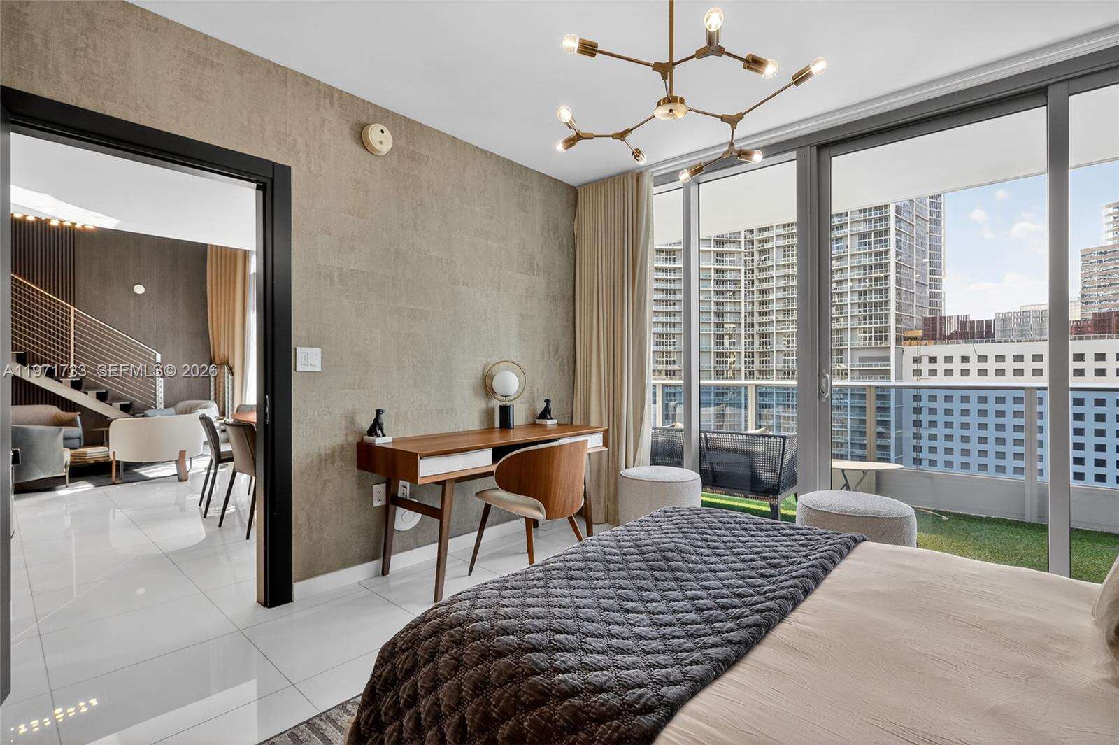 EPIC WEST - 200 Biscayne Blvd Way, Miami, FL 33131 | Picture 25