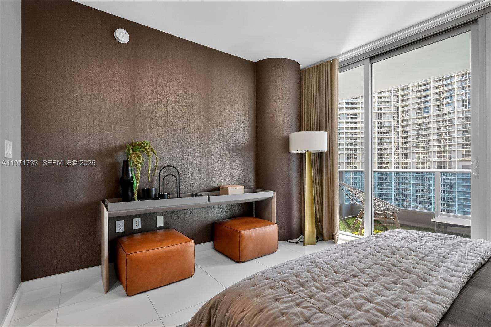 EPIC WEST - 200 Biscayne Blvd Way, Miami, FL 33131 | Picture 31