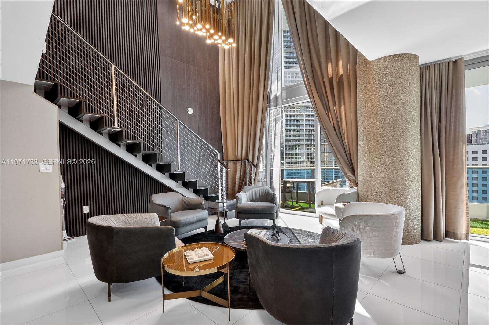 EPIC WEST - 200 Biscayne Blvd Way, Miami, FL 33131 | Picture 6