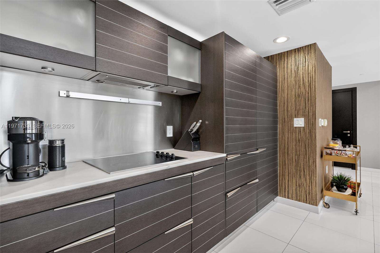 EPIC WEST - 200 Biscayne Blvd Way, Miami, FL 33131 | Picture 9