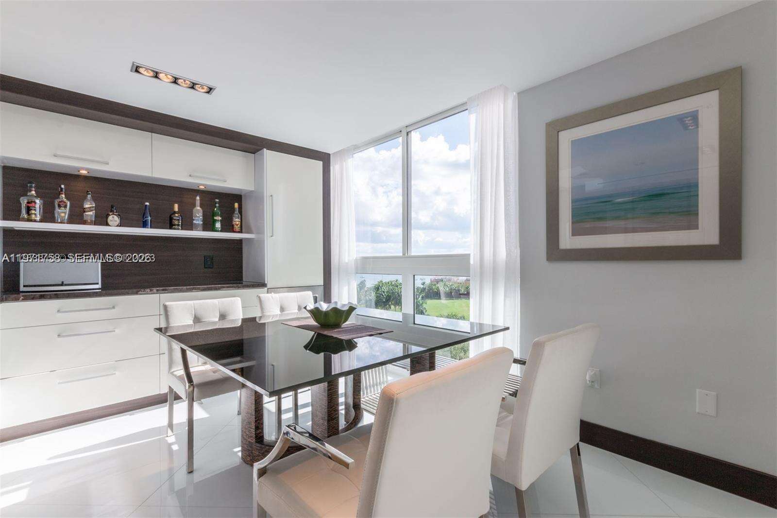 THE MUTINY - 2951 Bayshore Dr, Miami, FL 33133 | Picture 2