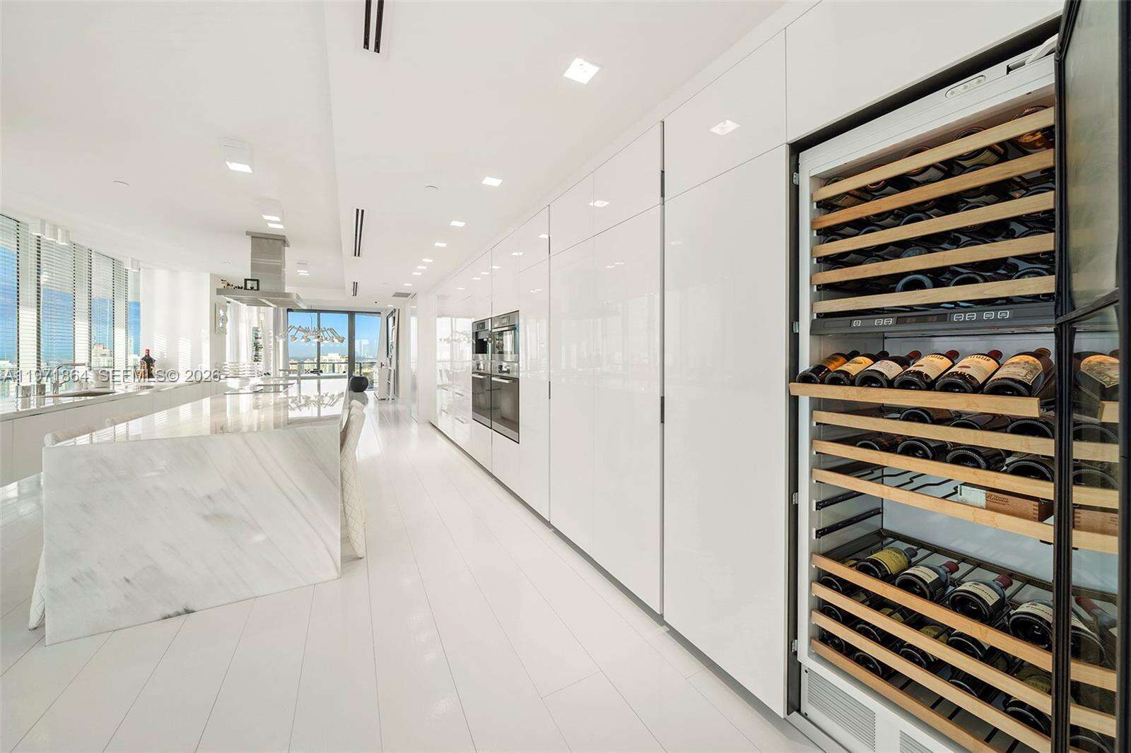Regalia at 19575 Collins Ave, Sunny Isles Beach, FL 33160 - For Sale photo 23