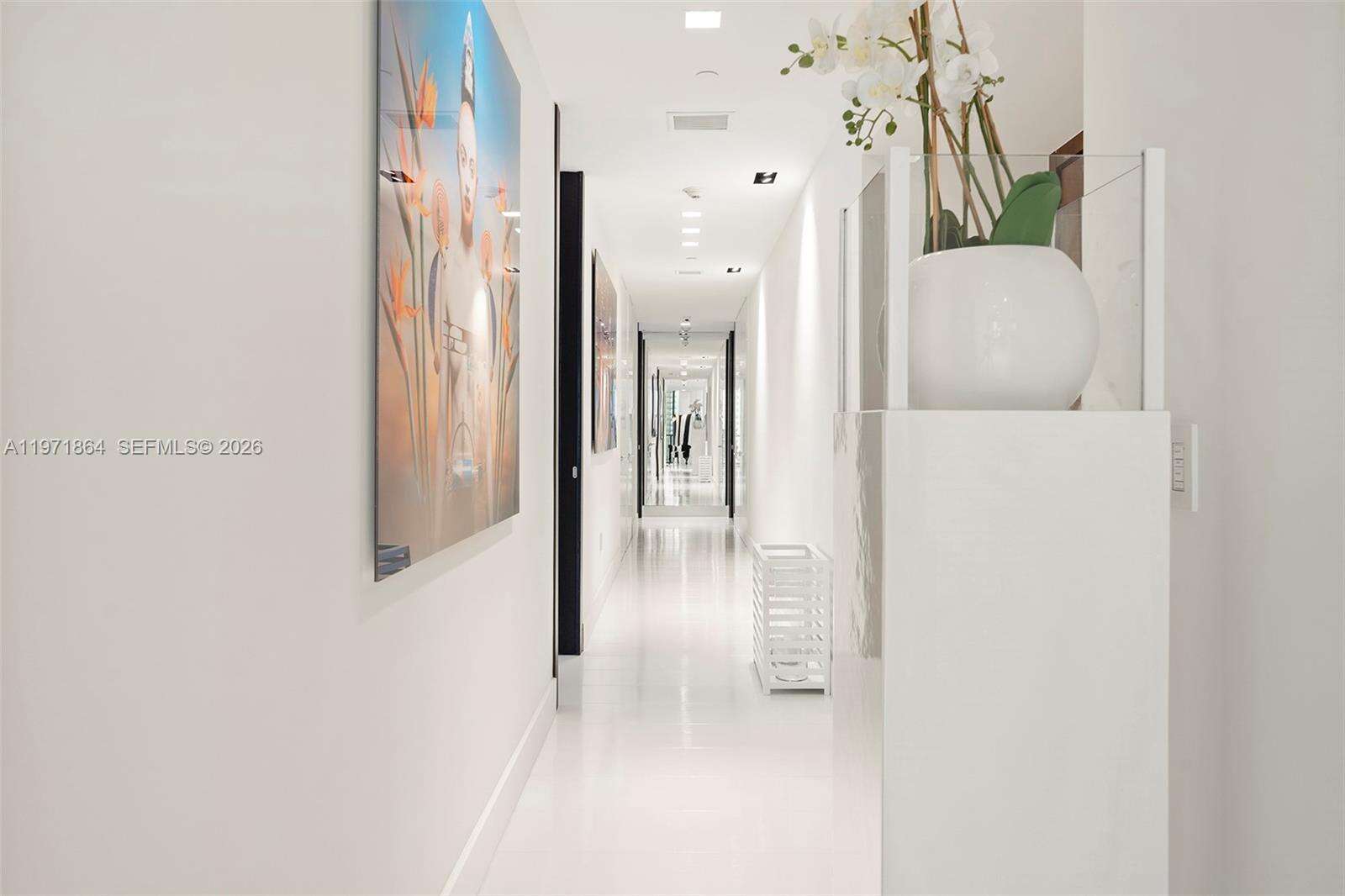 Regalia at 19575 Collins Ave, Sunny Isles Beach, FL 33160 - For Sale photo 27