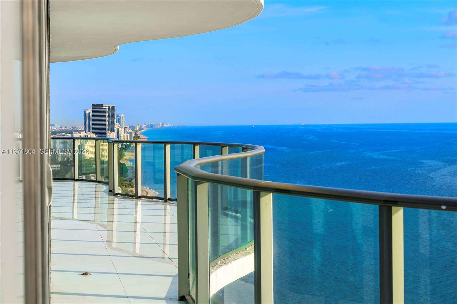 Regalia at 19575 Collins Ave, Sunny Isles Beach, FL 33160 - For Sale photo 58