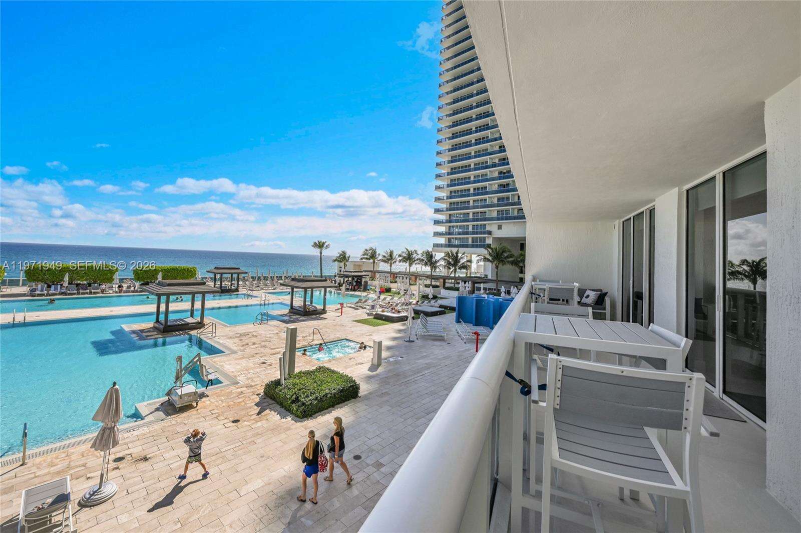 BEACH CLUB THREE - 1800 Ocean Dr, Hallandale Beach, FL 33009 | Picture 36