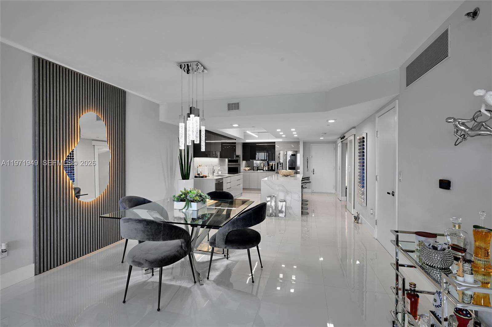 BEACH CLUB THREE - 1800 Ocean Dr, Hallandale Beach, FL 33009 | Picture 6